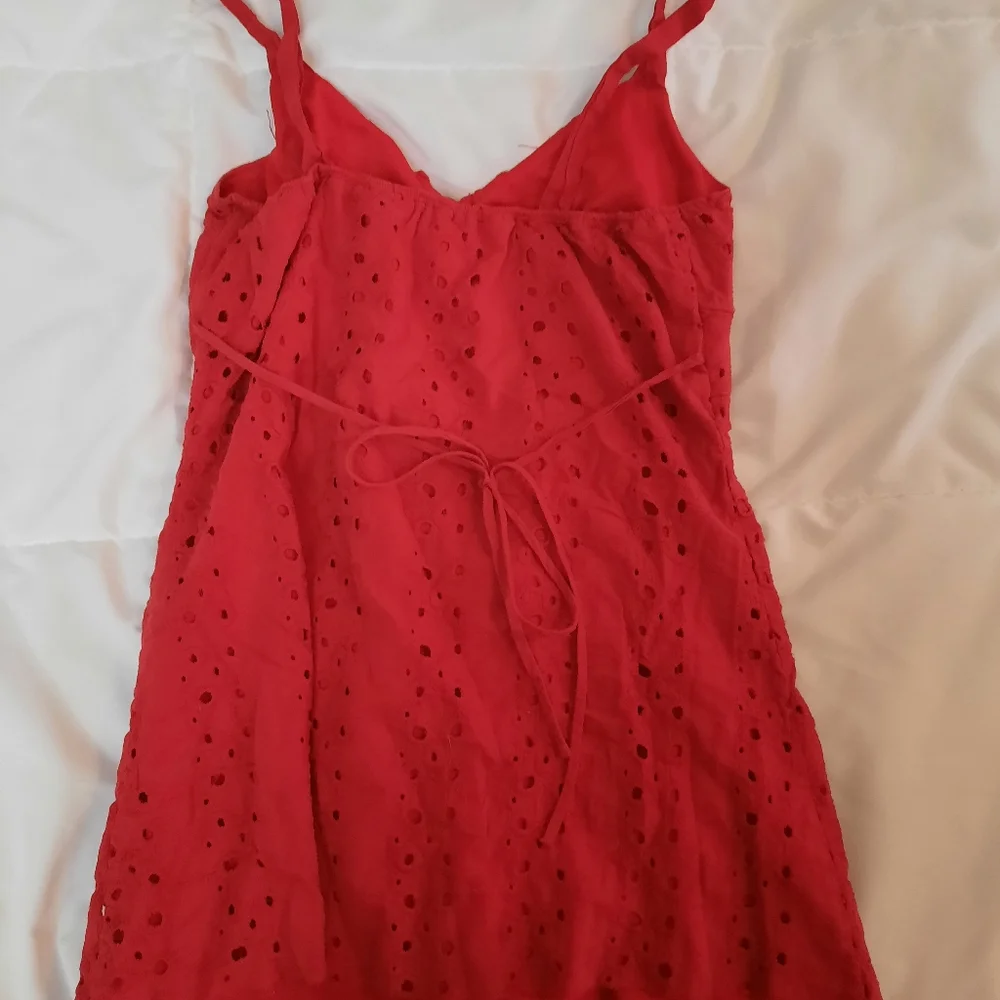 Red Charlotte Russe tank top size M - Picture 5 of 5